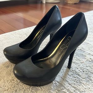 Black Jessica Simpson Pumps